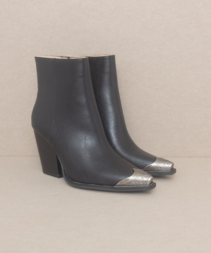 OASIS SOCIETY Zion - Bootie with Etched Metal Toe